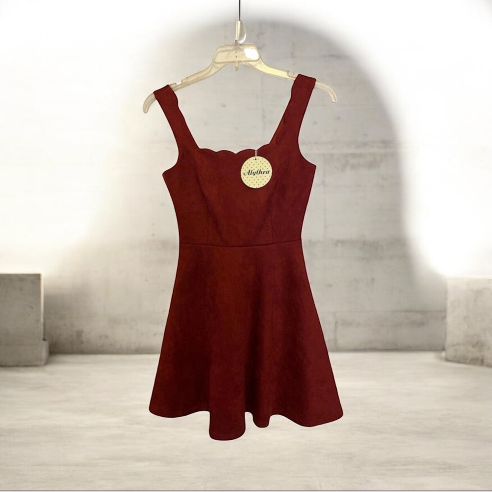 Alythea S Red Scallop Neck‎ Fit & Flare Sleeveless Dress Boutique Style NWT